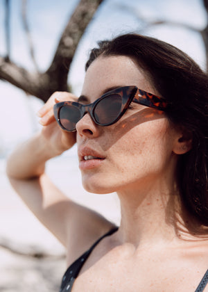 DANA SUNNIES