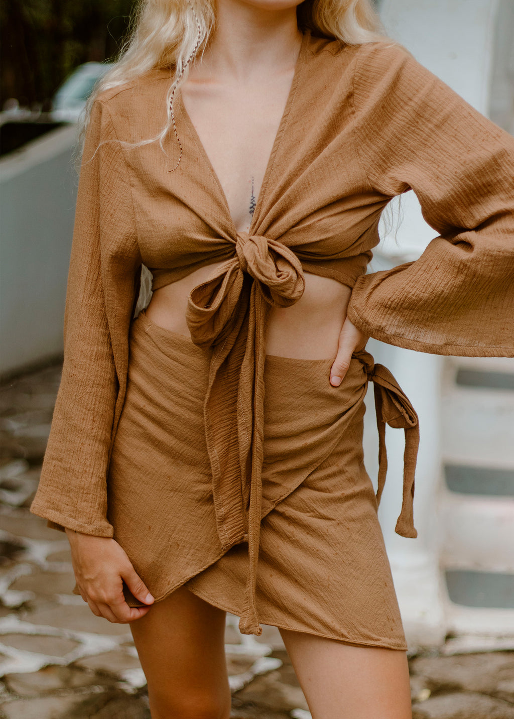 FRANKIE TIE TOP - CARAMEL