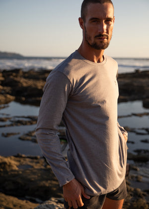 L/SLEEVE - HOLA OLAS PALM GREY