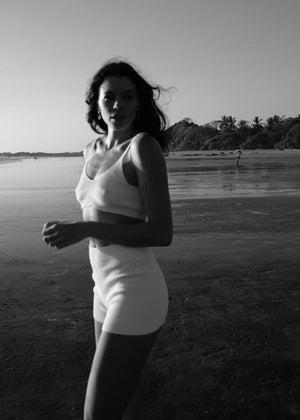 KNITTED YOGA TOP - WHITE